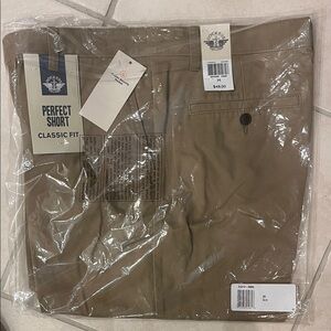Dockers Men's Classic Fit Khaki Shorts - Tan